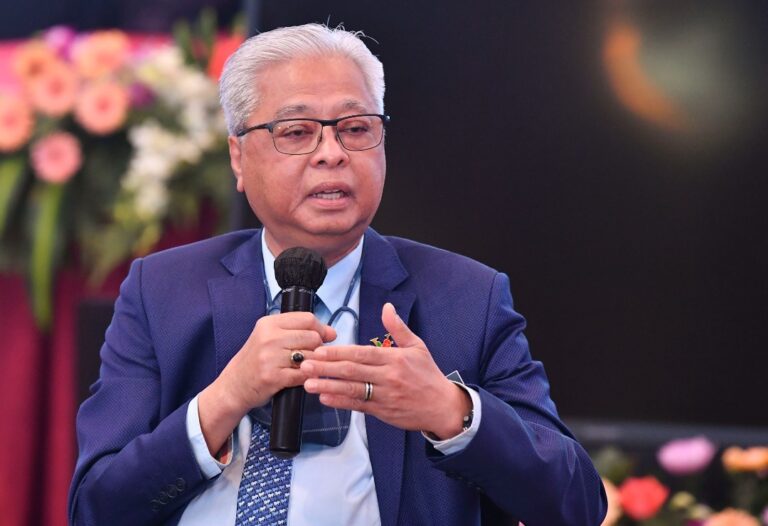Tak lengkap dos imunisasi layak Bantuan Khas Kewangan