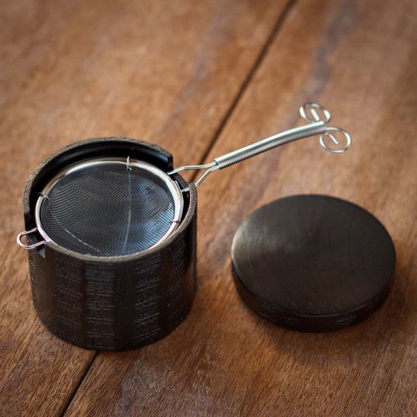 Koto Tea Matcha Sifter / Tea Strainer ‘Nokome’ Lacquered Elm