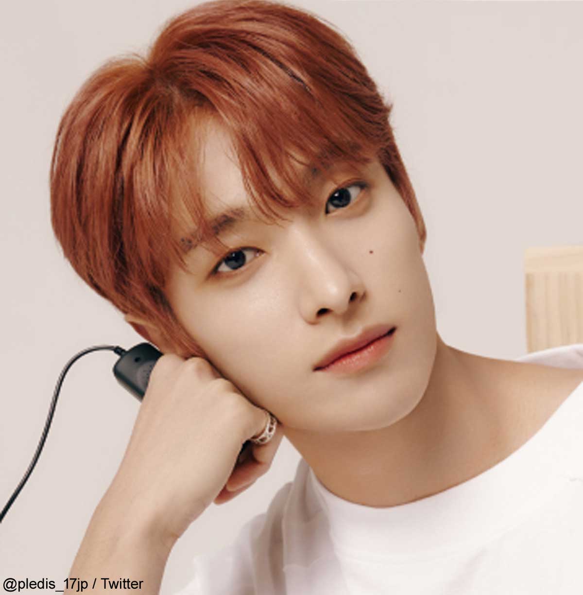 筋肉アイドルは正義！ SEVENTEEN ドギョム、ムキムキの腕でファンの心をわしづかみ！ 盛り上がった筋肉と血管の筋が男前すぎる・・ 優しい