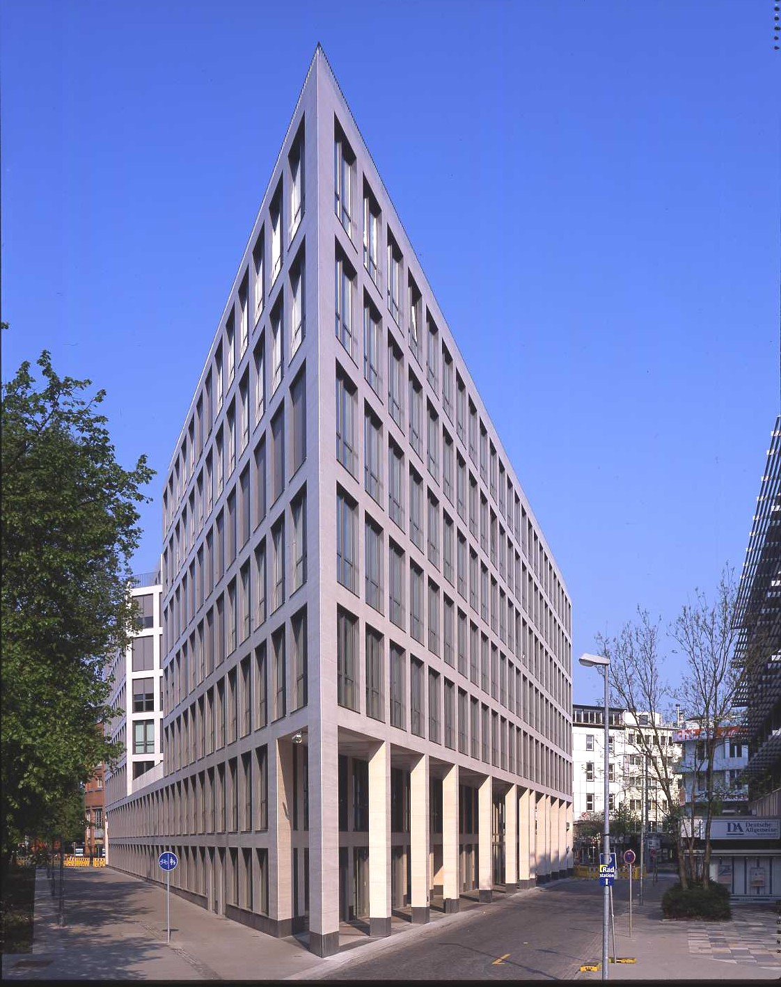 KPS Real Estate GmbH & Co. KG KPS