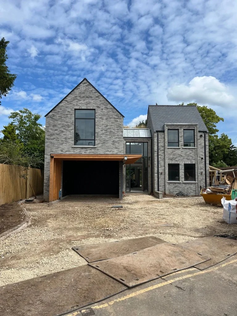 THE CONSTRUCTION OF THE EASTFIELD ROAD PROJECT ON ITS FINAL STAGE KPT Design