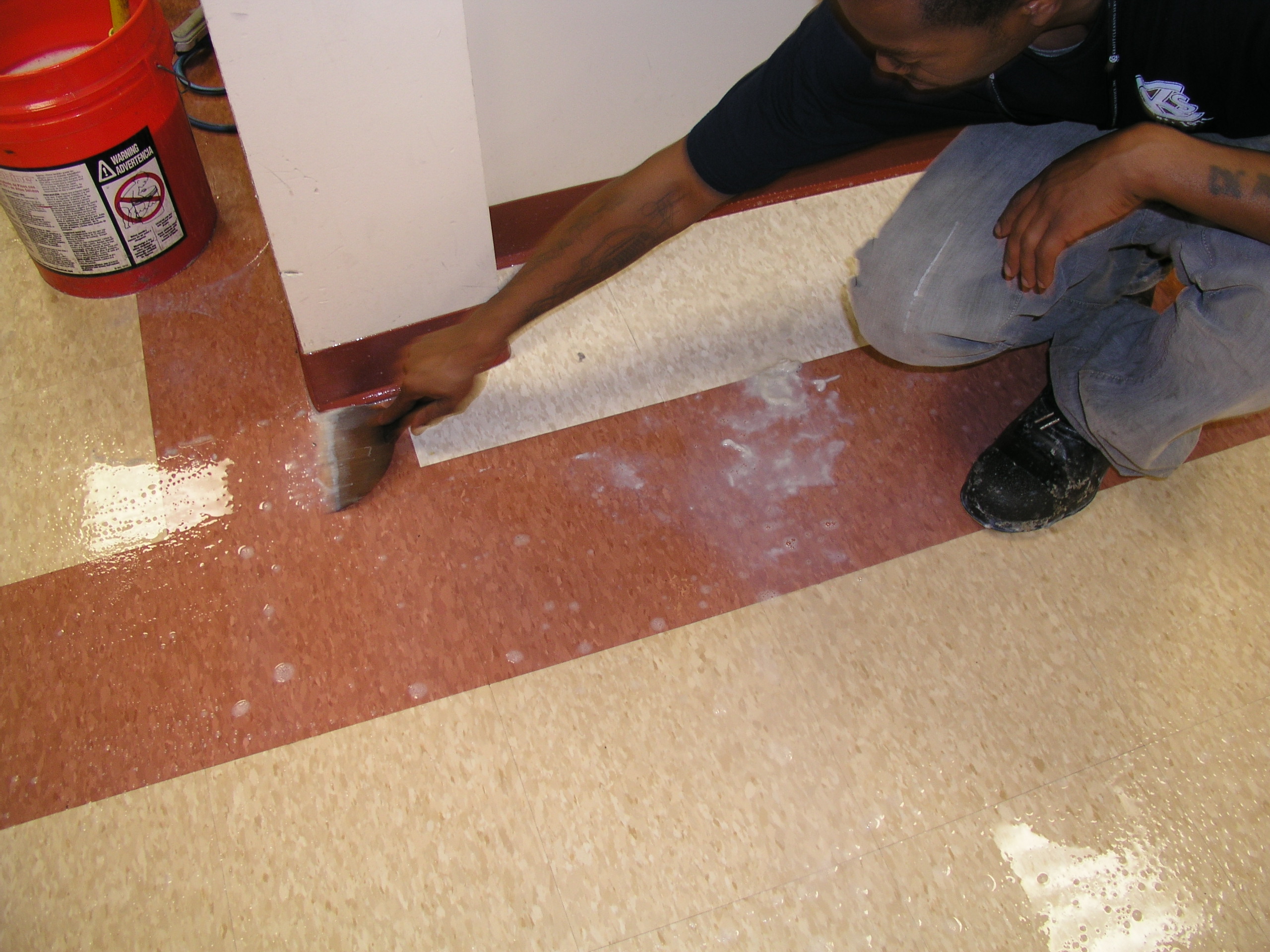 Floor Tile Stripping and Refinishing Krafft Cleaning Service, Inc.