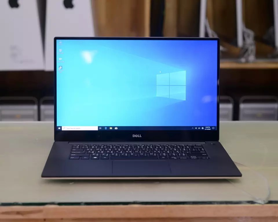 Dell XPS 159560 Intel Core i77700HQ 2.80GHz. Ram 16GB. SSD 512GB