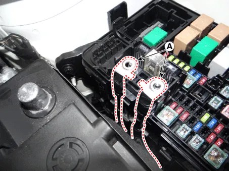 Kia Rio - Junction Box (Engine Compartment) - Fuses And Relays