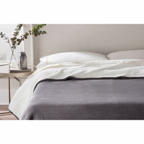 UGG® Avalon Twin Blanket in Charcoal, Twin Fred Meyer