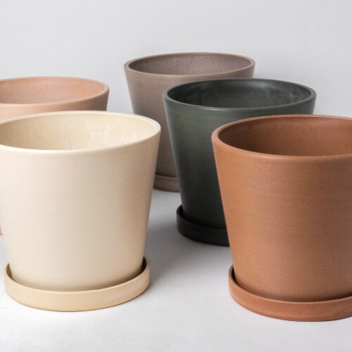 7 Planter Pot with Saucer, Drainage Hole & Plug, Modern Plant Pot