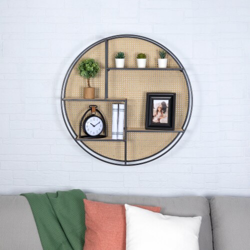 Stratton Home Decor Farmhouse Tiered Cane b Round Wall Shelf, 1