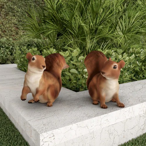 2 Squirrel Statues Resin Animal Figurines for Garden Flower Bed Outdoor