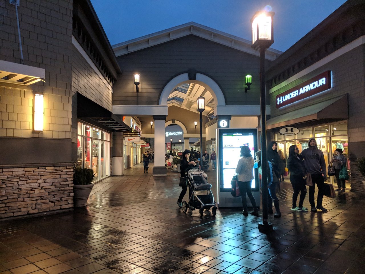 San Francisco Premium Outlets reopen with new safety guidelines KRON4