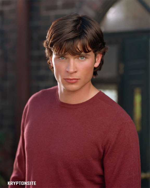 Gallery Of Tom Welling As Clark Kent In Smallville