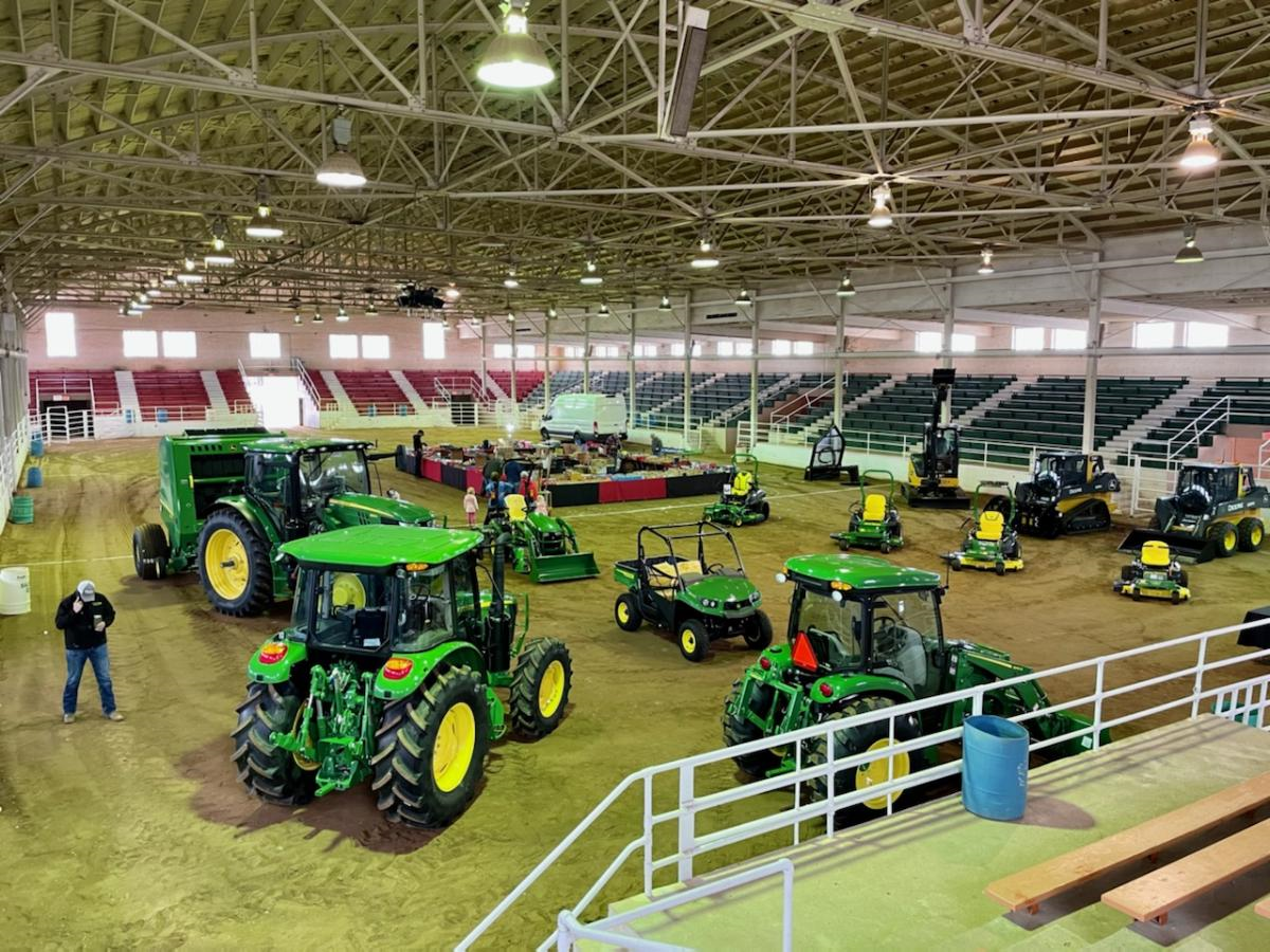 Farm Show 2023 Salina Ks Farm Expo Underway In Salina