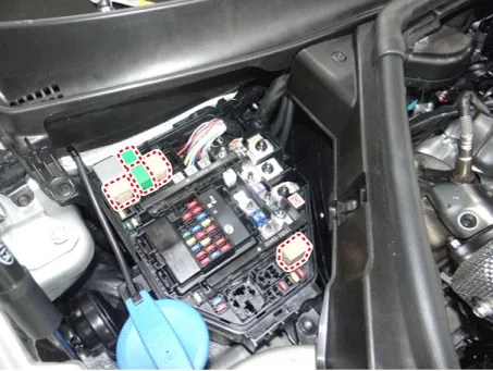 Kia Stinger CK - Relay Box (Engine Compartment) - Fuses And Relays
