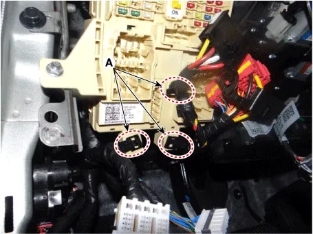 Kia Stinger CK - Relay Box (Passenger Compartment) - Fuses And Relays