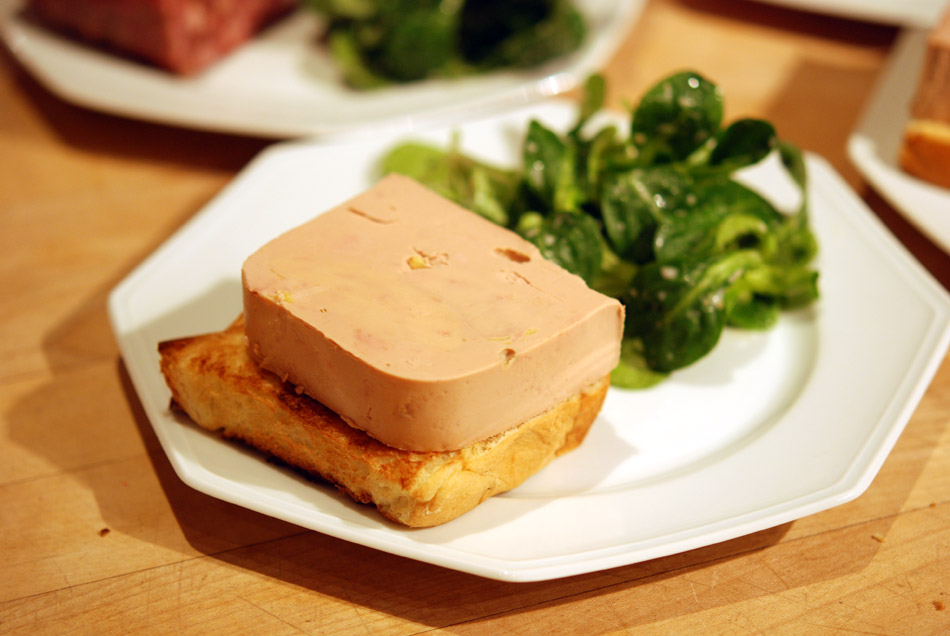 Das Weihnachtsmenü vom Küchenjungen mit Austern, Foie Gras und Lamm