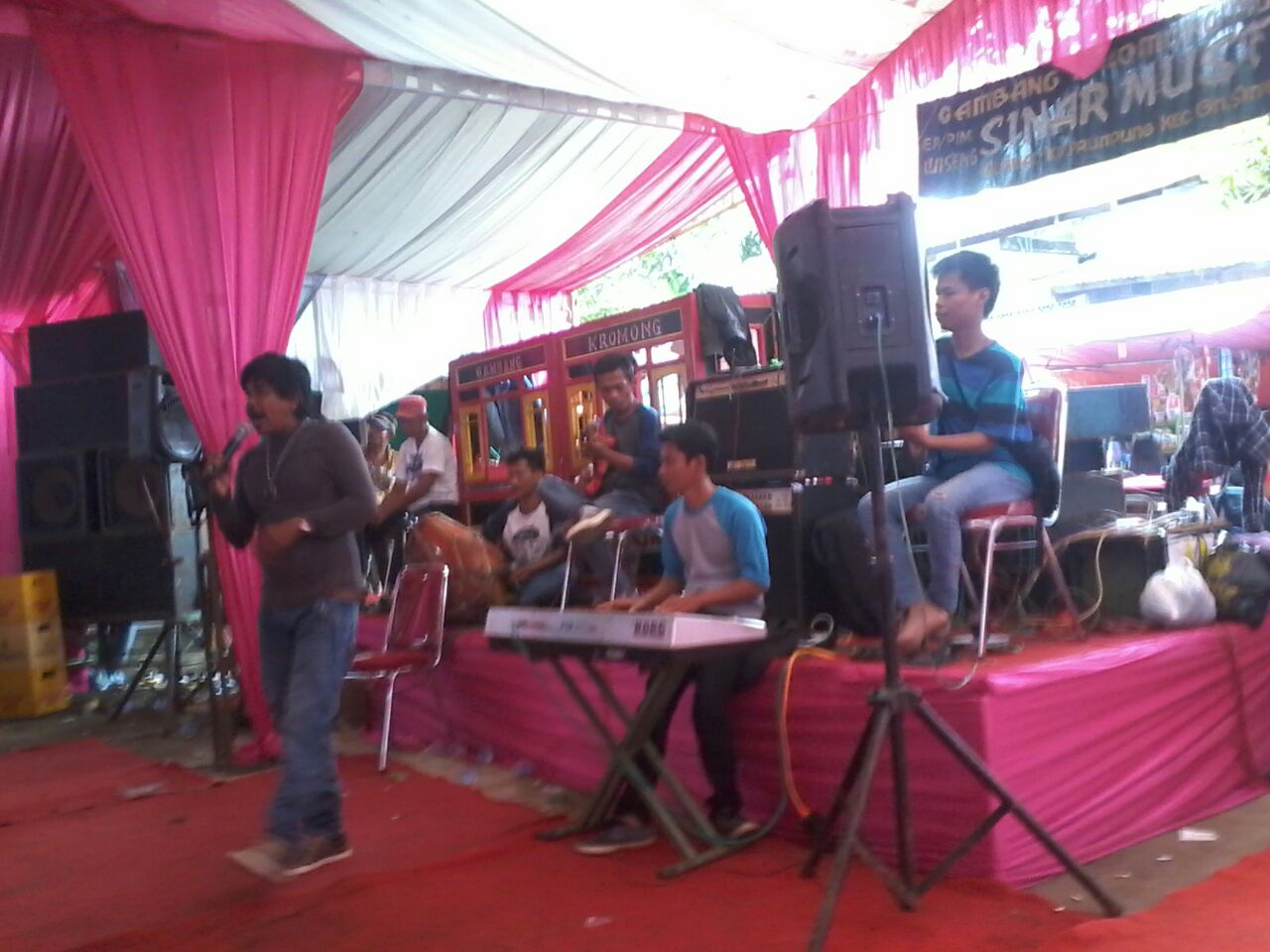 Musik Tradisional “Gambang Kromong” Padukan Budaya Betawi dan Tionghoa –  KUPAS MERDEKA