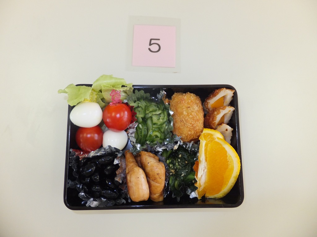 家庭科技術検定食物調理2級実施 岡山県立真庭高等学校（久世校地）