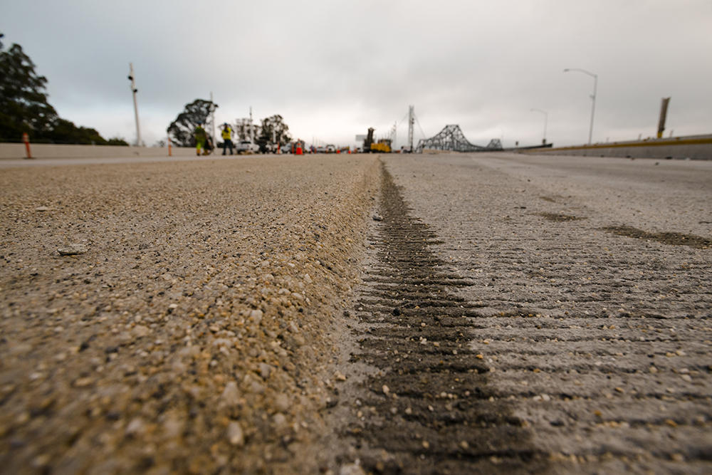 PPC 1121 Polyester Polymer Concrete Bridge Deck Overlays