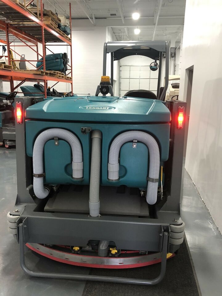 Industrial Floor Scrubber Servicing 5 Signs of Scrubber Malfunction