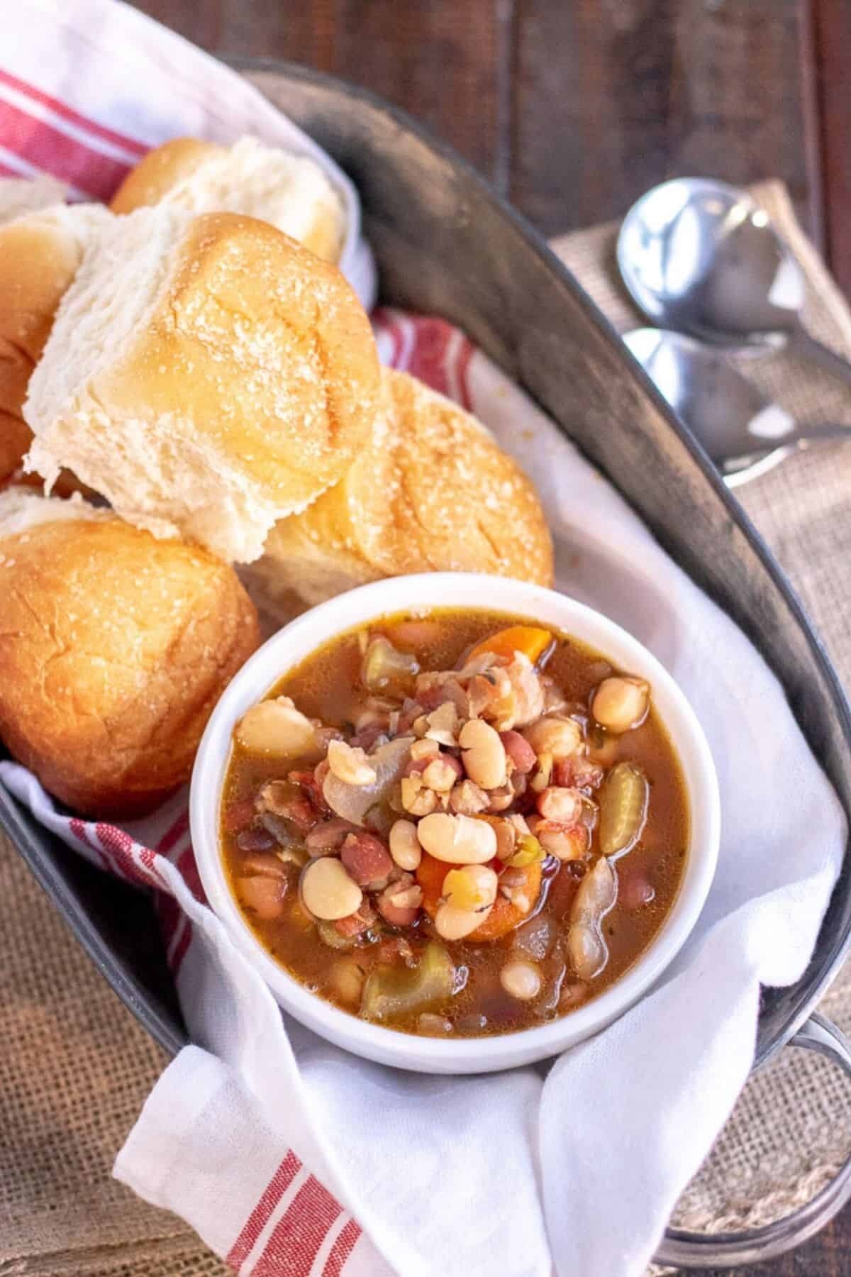 15 Bean Soup Recipe (Crock Pot/Slow Cooker) Kylee Cooks