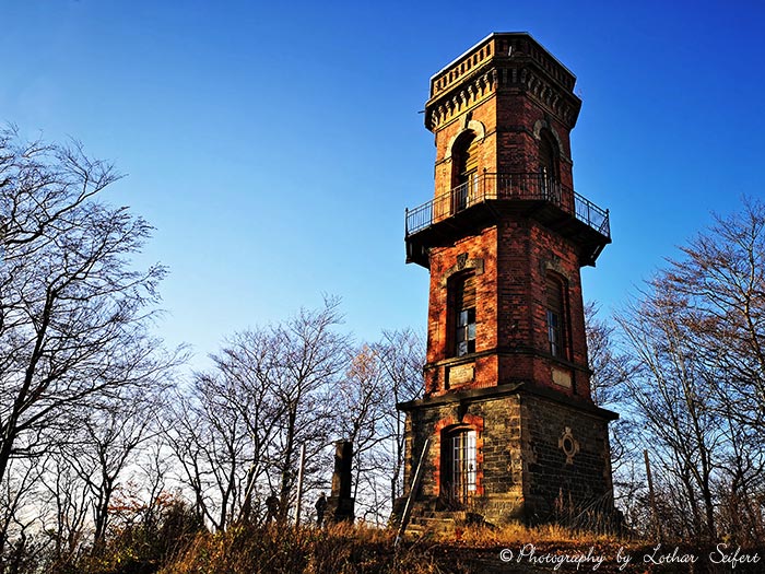 Kottmar, der Turm und die Gastststätte werden zur Ruine. Sachsen Bilder