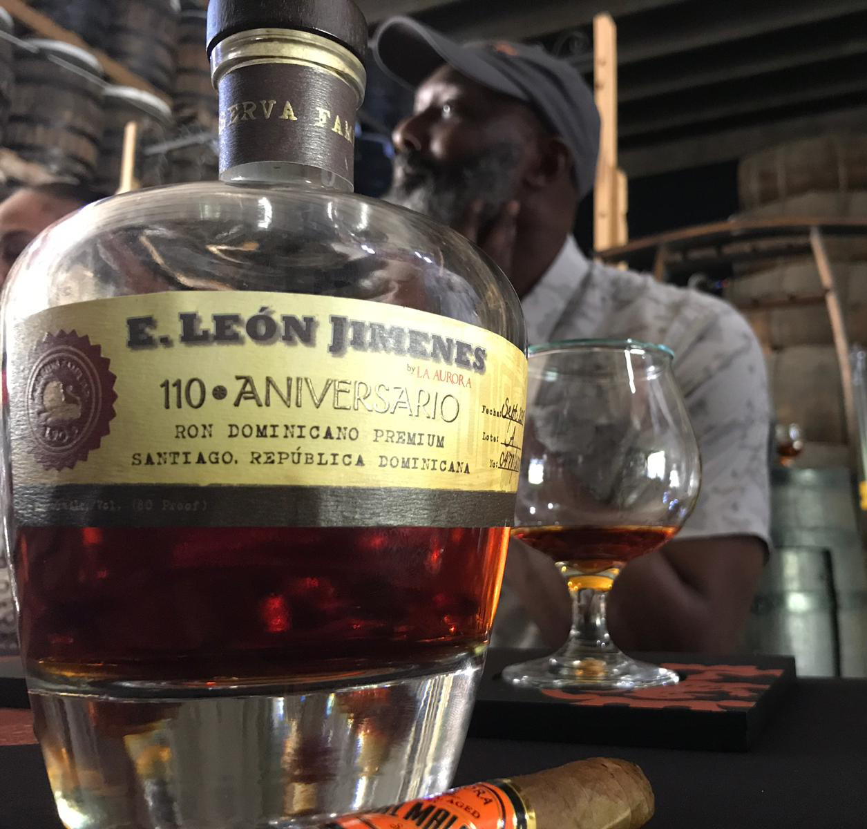 Karl Malone, distributor of our rum in the USA La Aurora Cigars