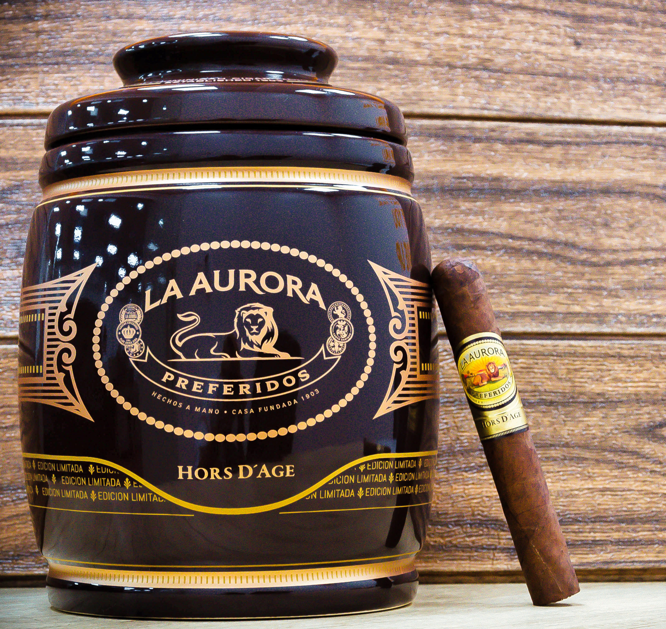 La Aurora Hors d’Age cigar receives 95 points from ‘The Cigar Authority’