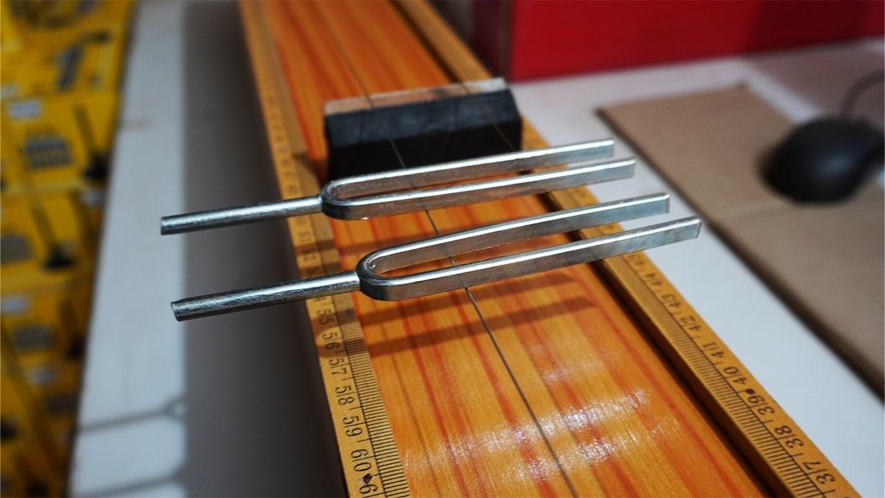 Sonometer Experiment ‒ Objective, Procedure, and Tips Labkafe