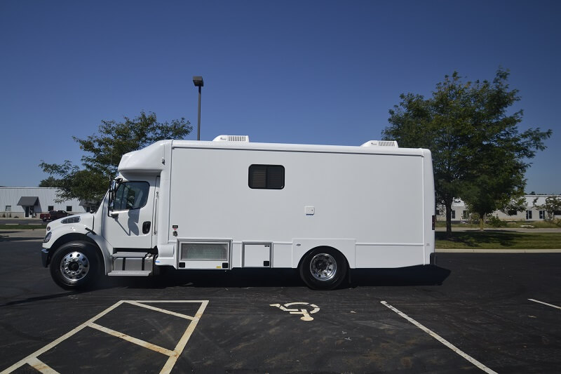 29ft Mobile Veterinary Clinic La Boit Specialty Vehicles, Inc.