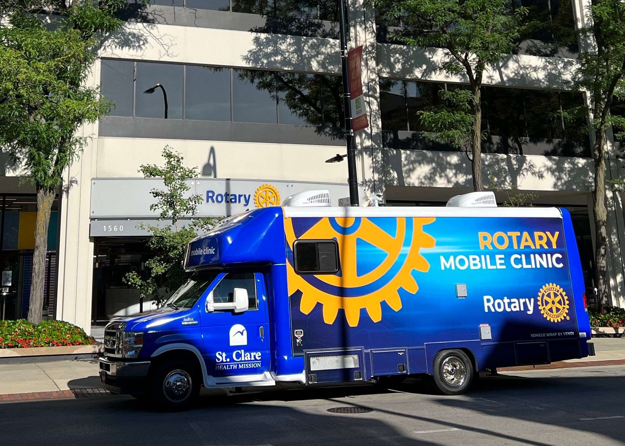 St. Clare Health Mission and the Rotary Mobile Clinic La Boit