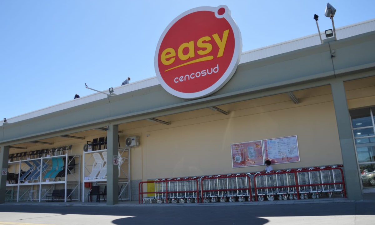La cadena Easy inauguró su local en Bahía Blanca - La Brújula 24