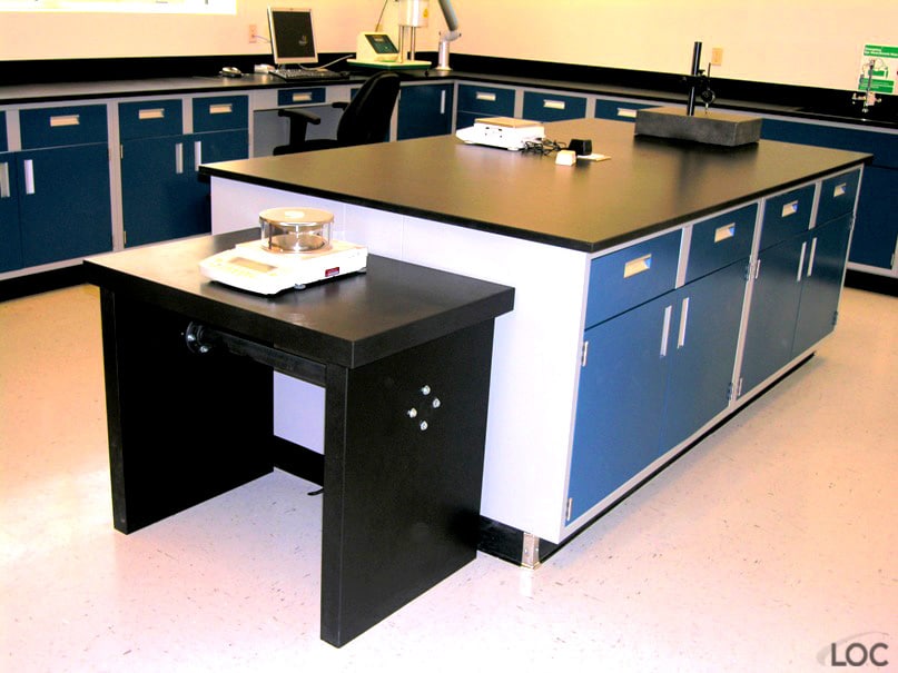 Balance Table Supplier & Lab Furniture Installation Experts