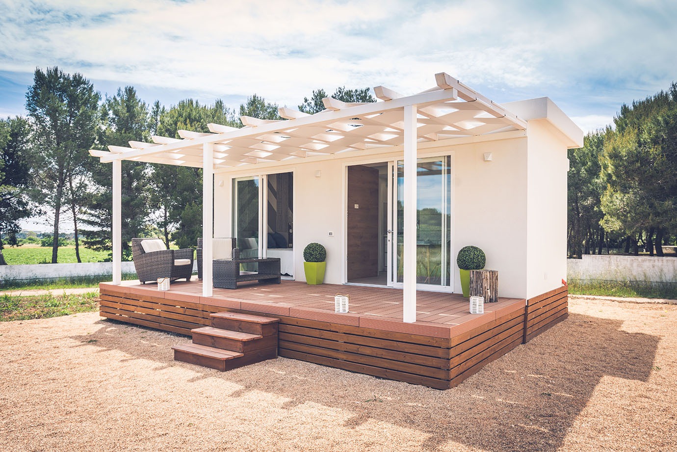 Precios desde, para casas de 30m2. Web web tenemos a su disposición mas de 80 casas prefabricadas, casas moviles, mobil homes, casas de madera, casas de panel o chapa sándwich, y canexel. Casa de Chapa sandwich modelo Palmar de 60M2 en panel simple. La Casa