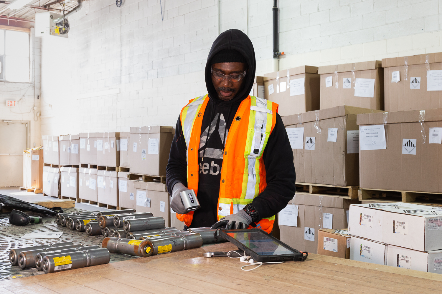 Lacero SolutionsIndustry Leaders in Airbags & Seatbelt Pretensioners Recycling