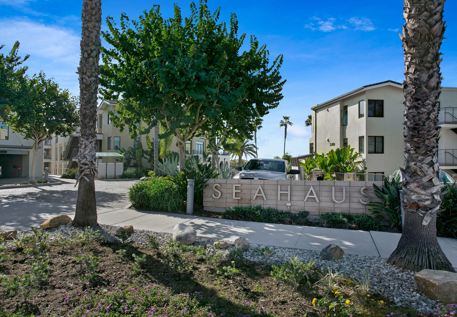 Luxury Seahaus condo in Bird Rock, La Jolla