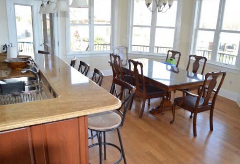 Serenity Cove a Waterfront Vacation Rental Home at Lake Anna, VA