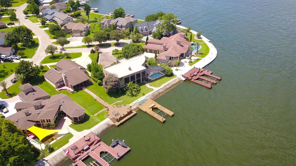 Boost Your Waterfront Home’s Value Lady of the Lake Team