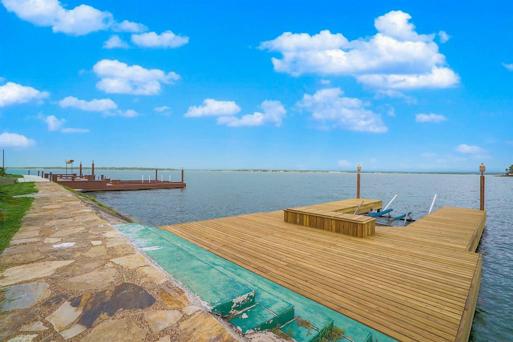 Boost Your Waterfront Home’s Value Lady of the Lake Team