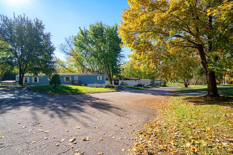 Lake Forest Manufactured and Mobile Home Community Sioux City IA