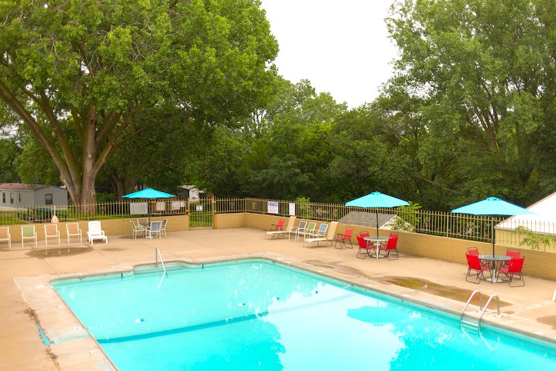 Lake Forest Manufactured and Mobile Home Community Sioux City IA