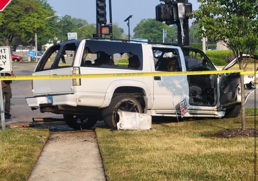 Driver killed after SUV crashes into pole, bursts into flames in Waukegan