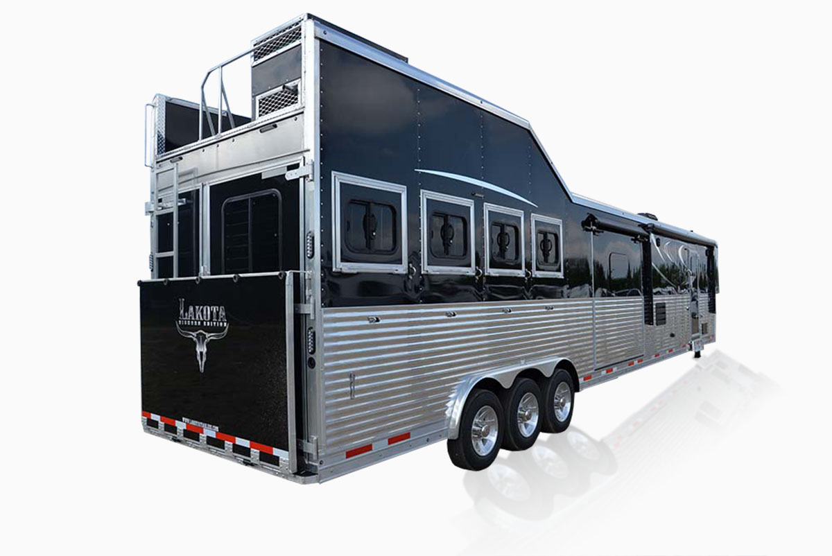 America's 1 Sold Living Quarters Horse Trailer Lakota Horse Trailers