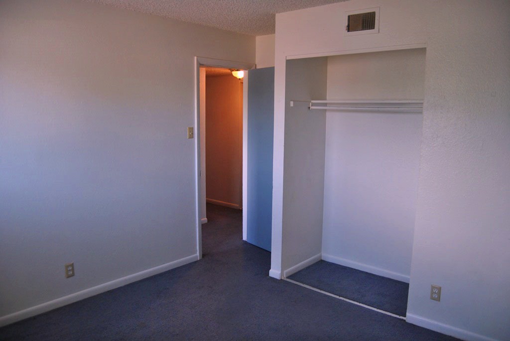 Lamar Apartments Photo Gallery