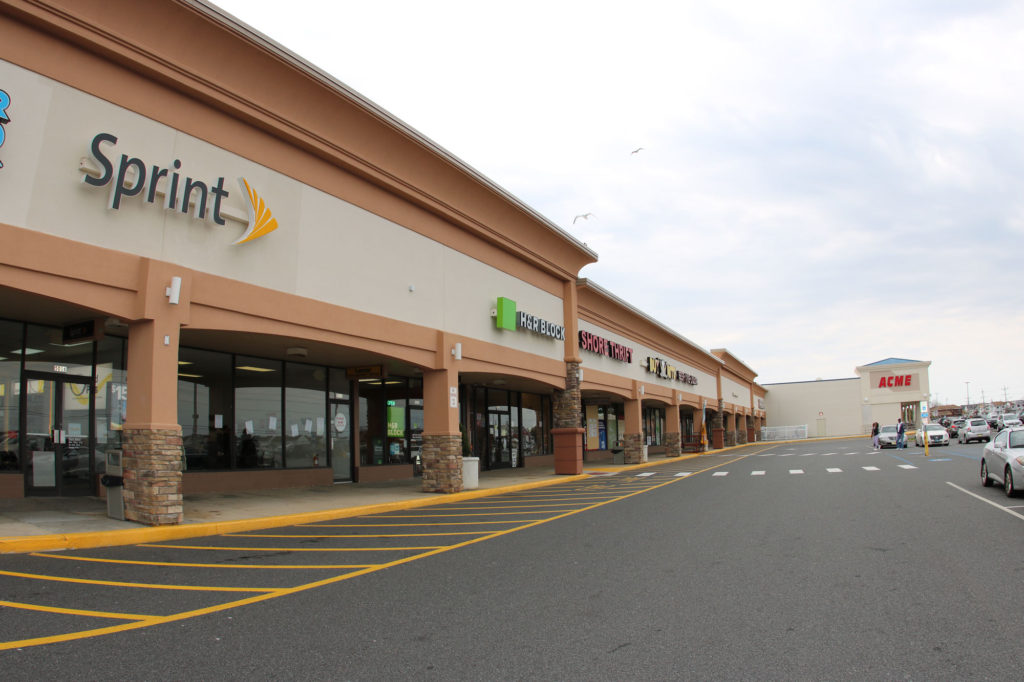 Ventnor Plaza Lamar Companies