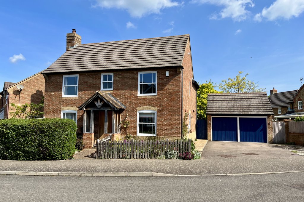 Clover Way, Paddock Wood Lambert & Foster