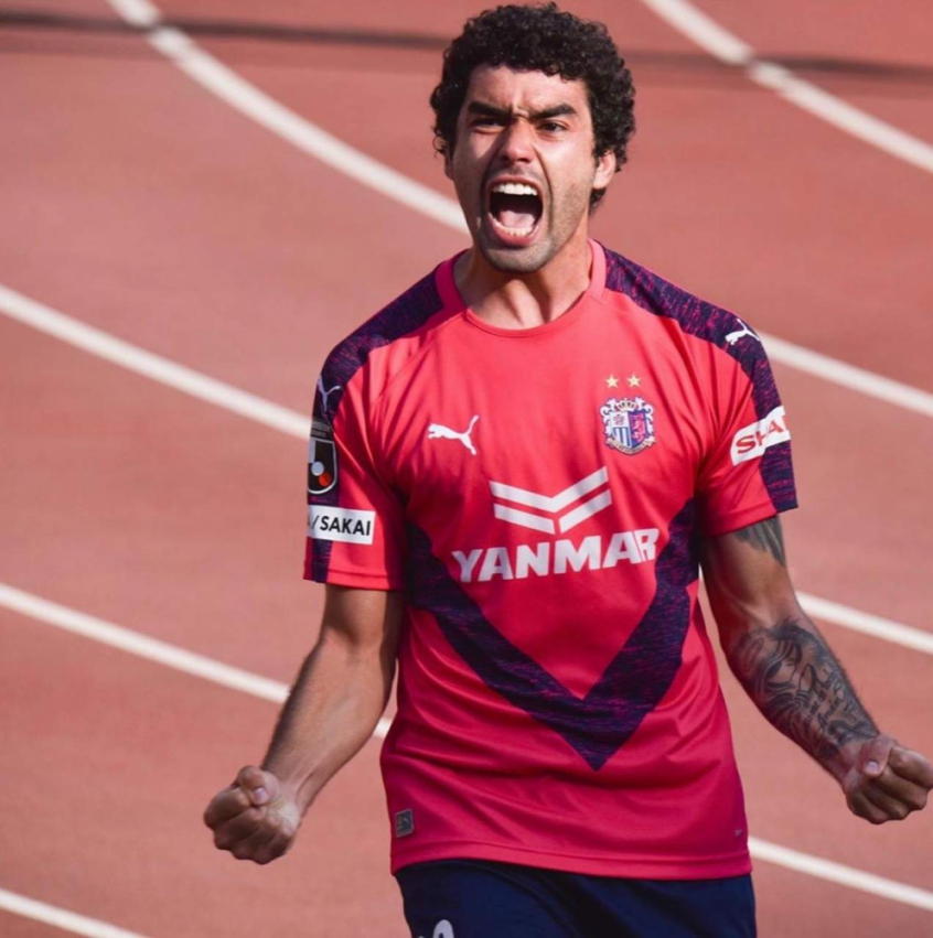 Bruno Mendes marca e Cerezo Osaka volta a vencer na JLeague LANCE!