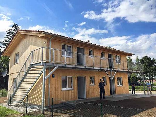 Landkreis München Neue Unterkunft für 36 Asylbewerber in Oberhaching