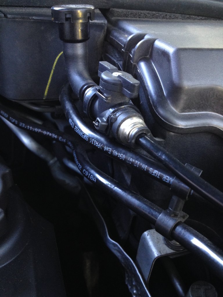 LR3 transfer case where is the breather located? Page 2 Land