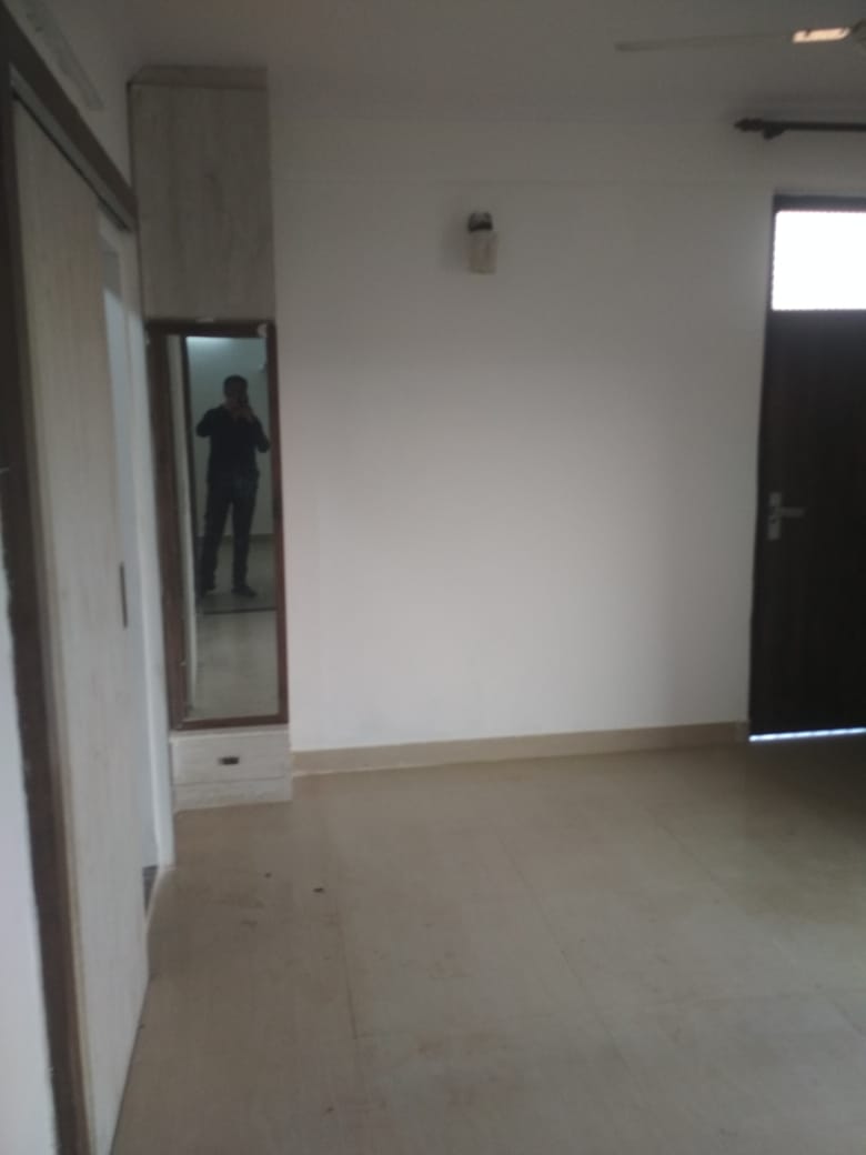 2 BHK Flat in New Delhi for Sale Land Space Finder