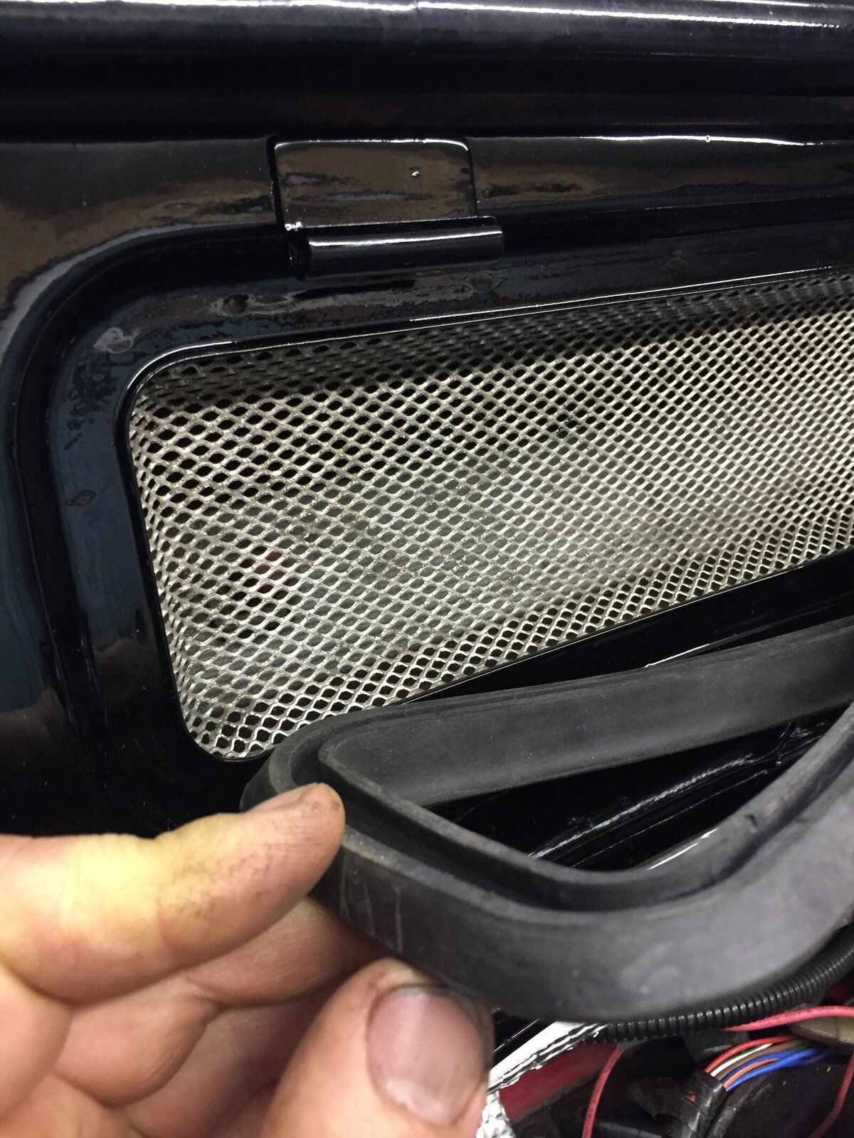 Defender Vent Seals LandyZone Land Rover Forum