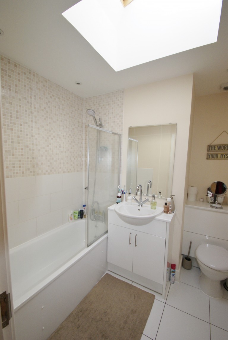 Buckingham Apartments, 173 Elmers End Road, Beckenham, 1 bedroom, Apartment